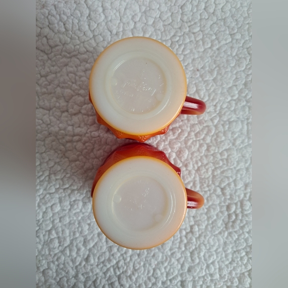 Vintage Anchor Hocking Fire King Set of 2 Cups/ Mugs - Picture 6 of 7